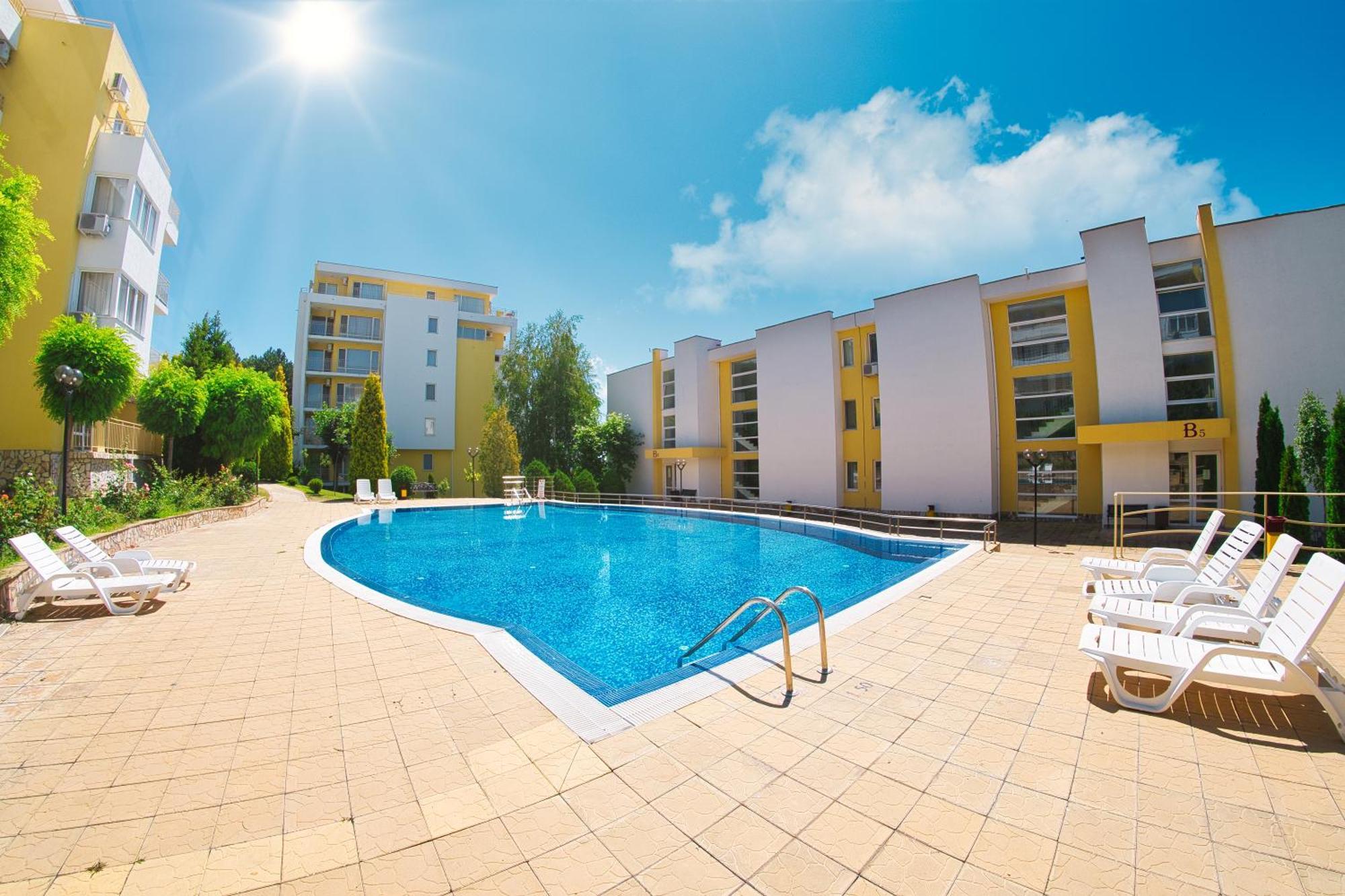 Crown Fort Club Sveti Vlas Exterior foto